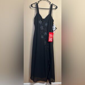 R&M Richards Black Beaded Evening Dress Size 10 NWT Made in USA